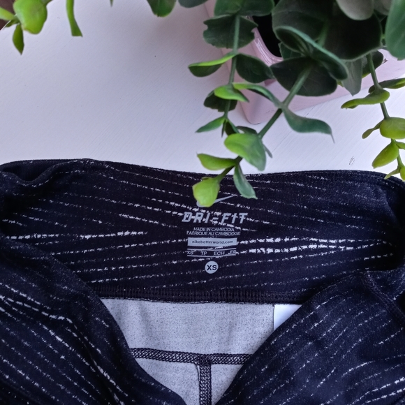 Nike Power Sprinter Running Capri Crop leggings XS - Picture 8 of 10